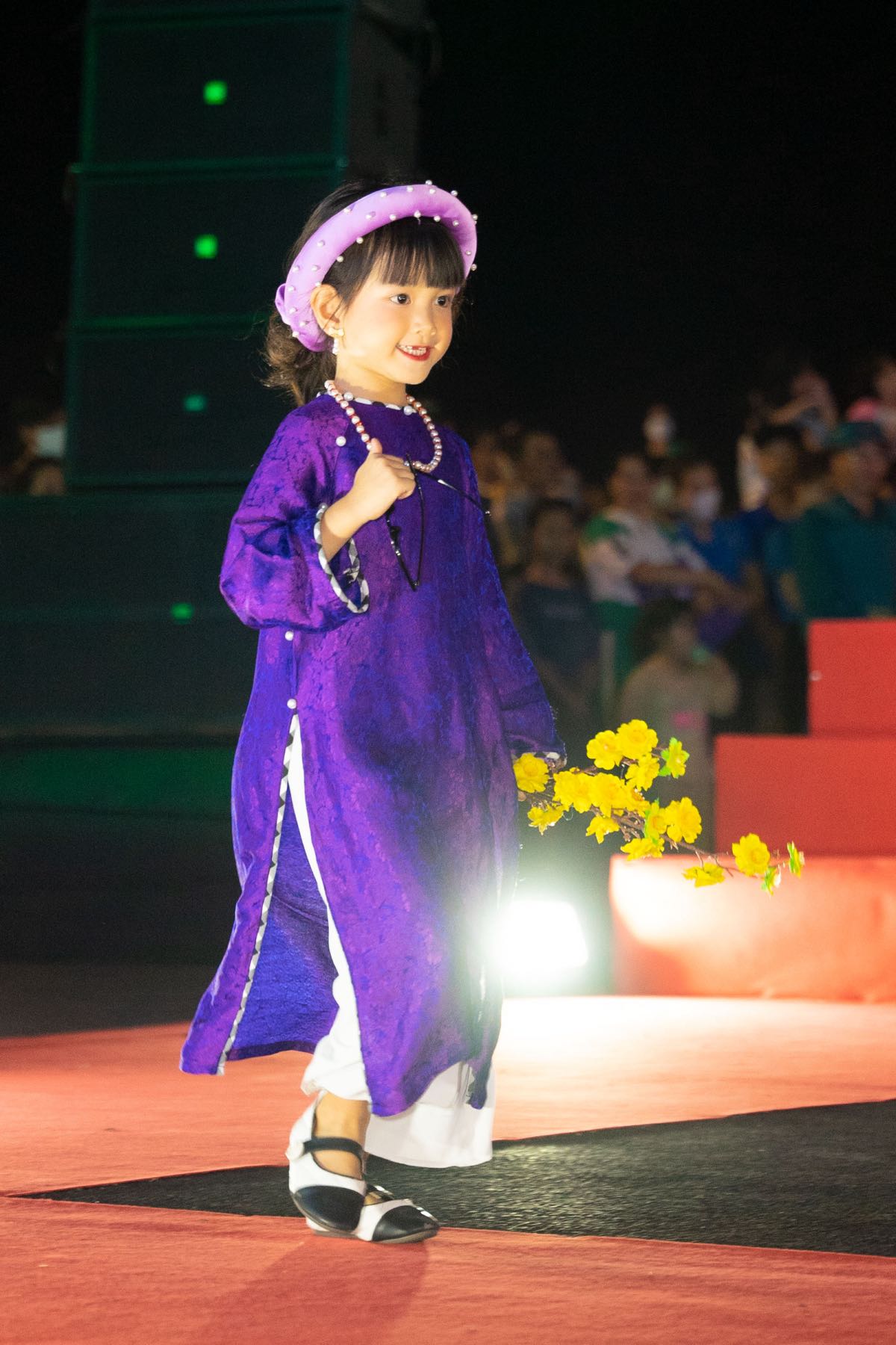 5.tran-ai-tue-lam1