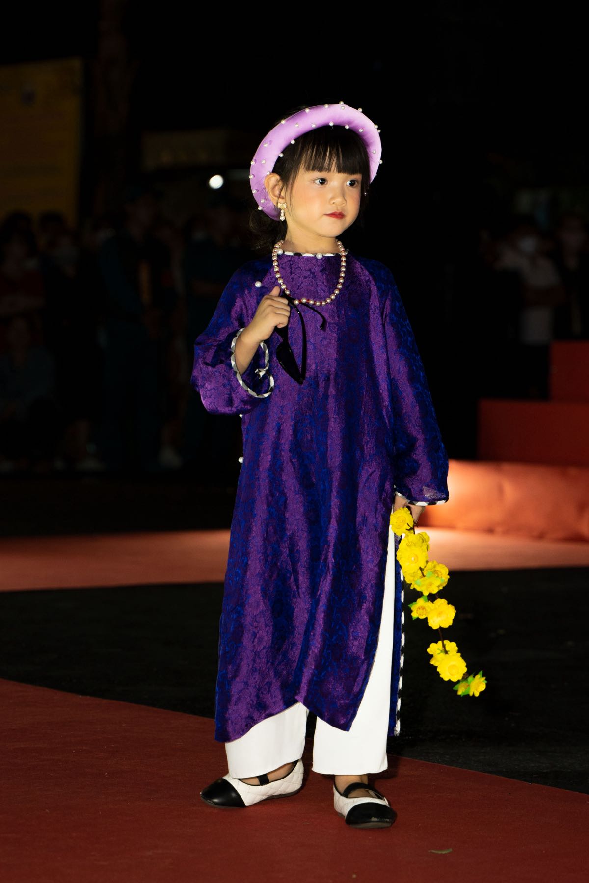 5.tran-ai-tue-lam4