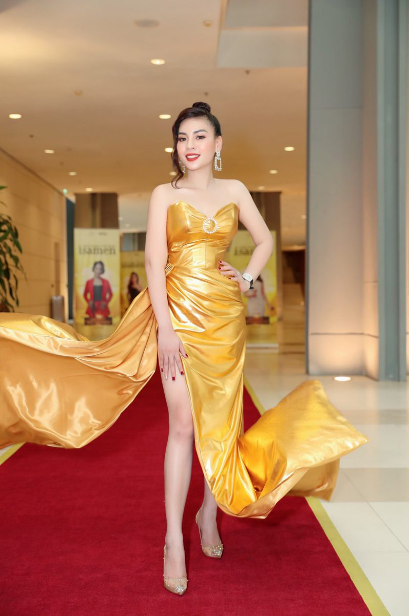 726.NHUNG3