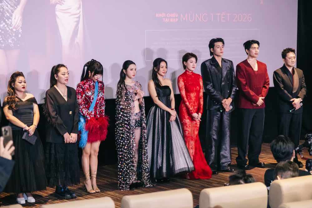 1z.962.phim-tet-tho-oi-tran-thanh-truyen-thong-spotlight-vietnam-16