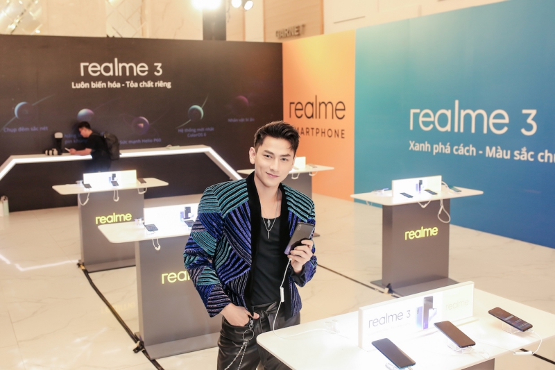 Realme3 Isaac - H7