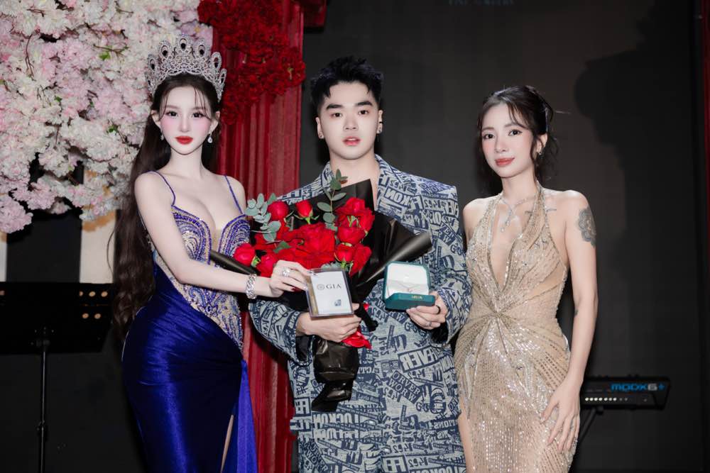 1A.294.bup-be-chau-a-kieu-vu-thi-diem-kieu00018