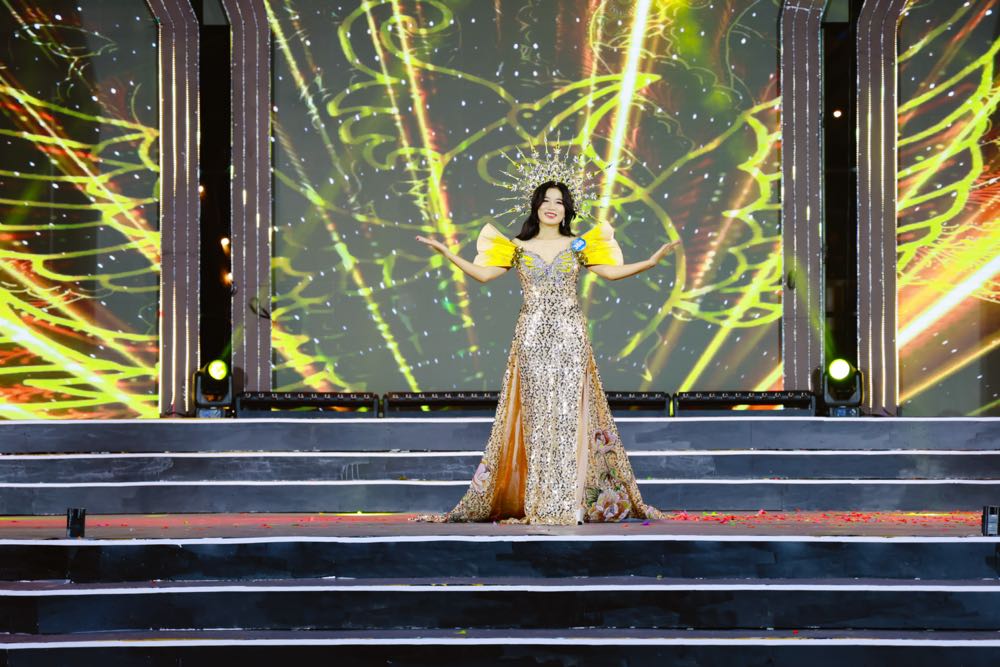 3a.90.a-hau-3-tran-thi-thu- trang-miss-asian-2024-hoa-hau-doanh-nhan-chau-a-1