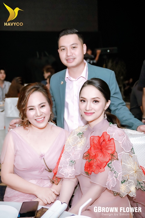 Boss Havyco Việt Anh và Vân Anh vùng Hương Giang