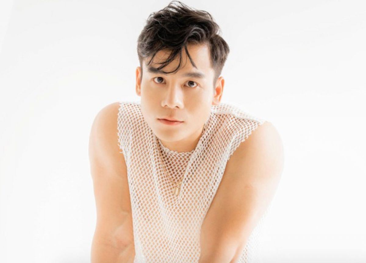 Nam vương Cao Xuân Tài 'nổi loạn' với áo lưới