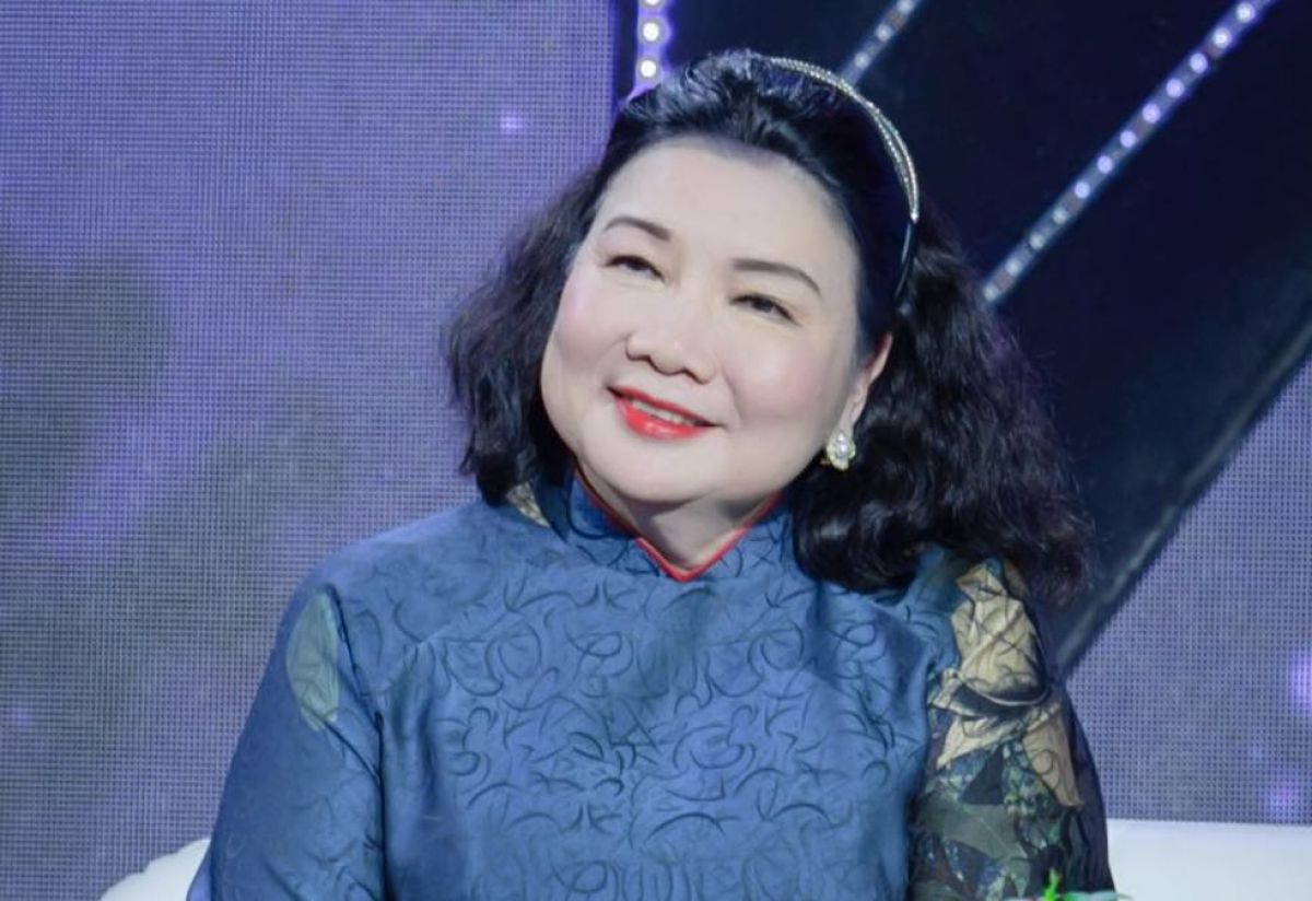 Chuyên gia tâm lý Lý Thị Mai: "Phụ nữ hiện đại mang vẻ đẹp tri  thức, lòng nhân ái"