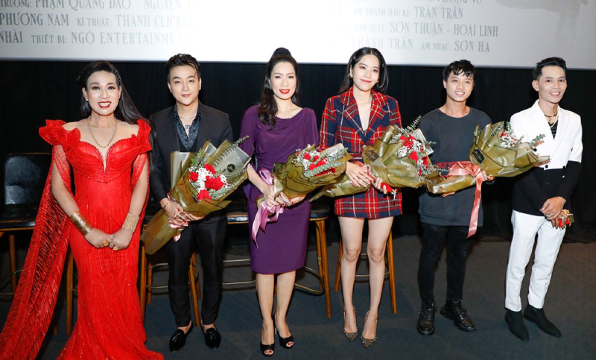 NSƯT Trịnh Kim Chi, Nam Em khóc cười theo số phận của nghệ sĩ LGBT Hà Kiều Anh