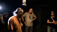 ĐỊA ĐẠO: MẶT TRỜI TRONG BÓNG TỐI - ĐOÀN PHIM THỰC SỰ PHẢI MÒ MẪM QUAY PHIM TRONG BÓNG TỐI