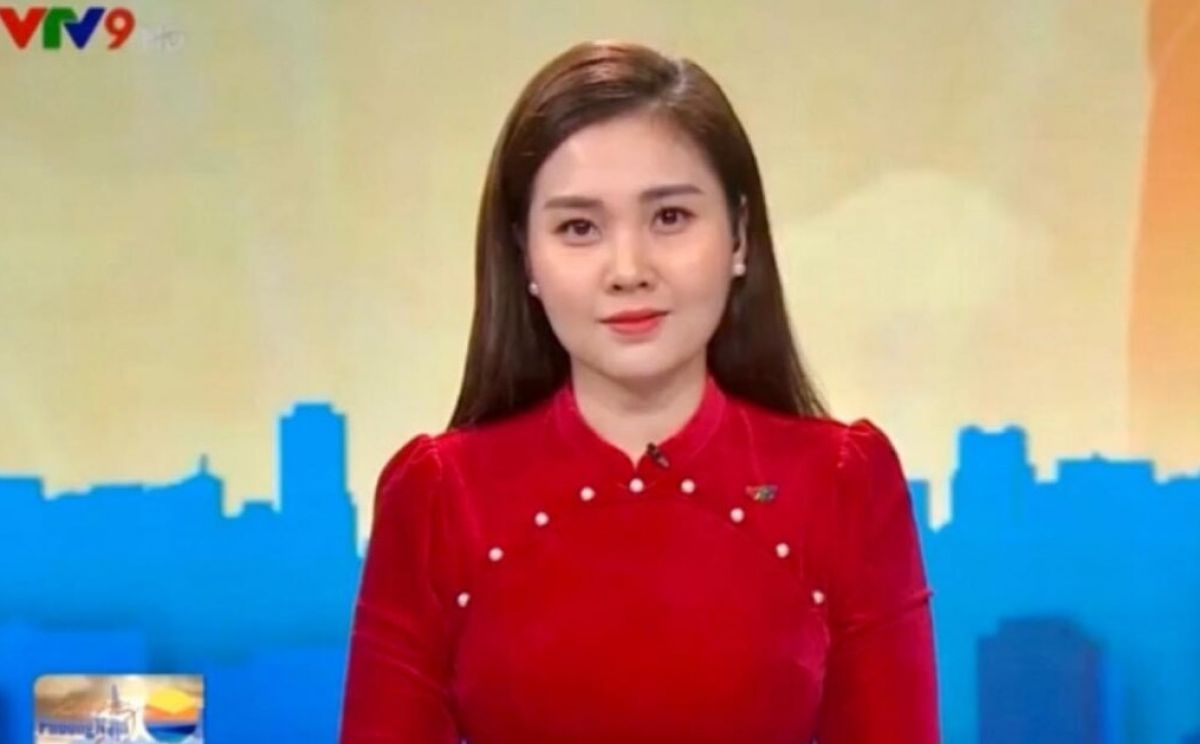 Én bạc Tú Trinh - hành trình 15 năm với nghề dẫn chương trình