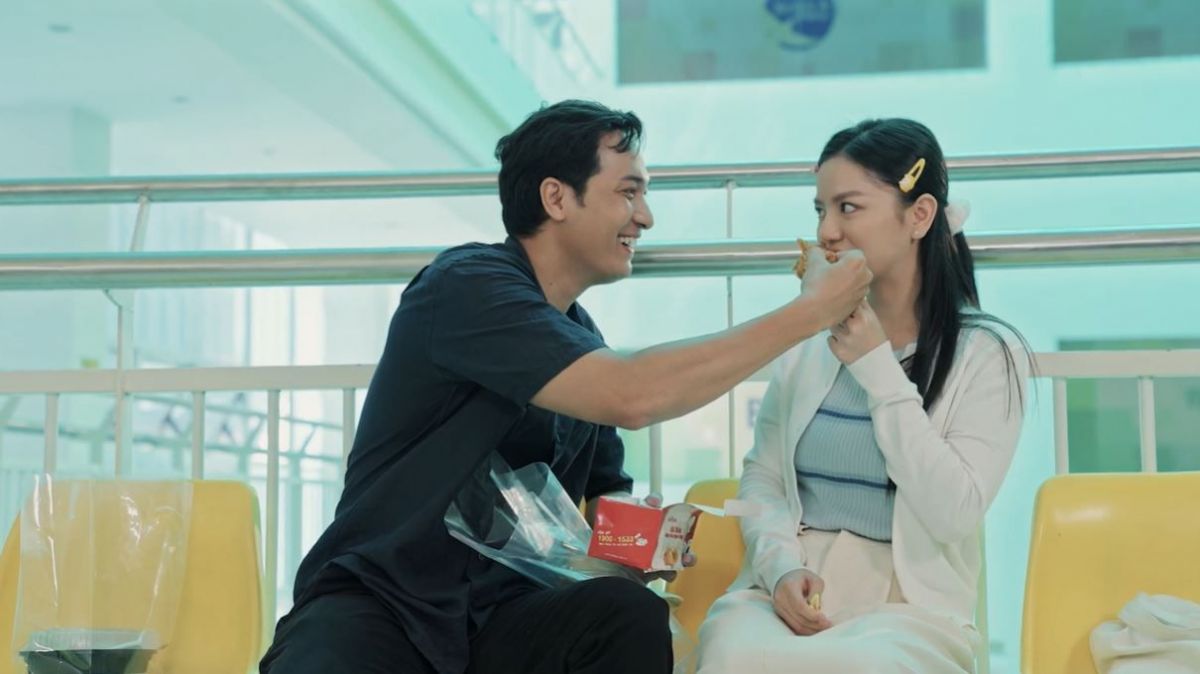 Bộ đôi Huỳnh Trường Thịnh - Hạ Anh cuốn hút khán giả truyền hình bằng lối diễn ăn ý
