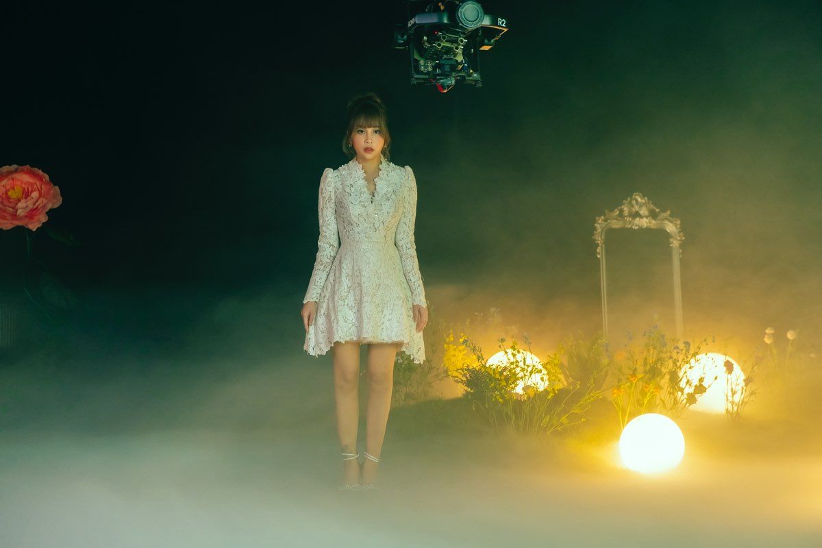 UKI Uyên chứng tỏ hình ảnh nghệ sĩ đa năng qua MV mới kết hợp cùng rapper Freaky