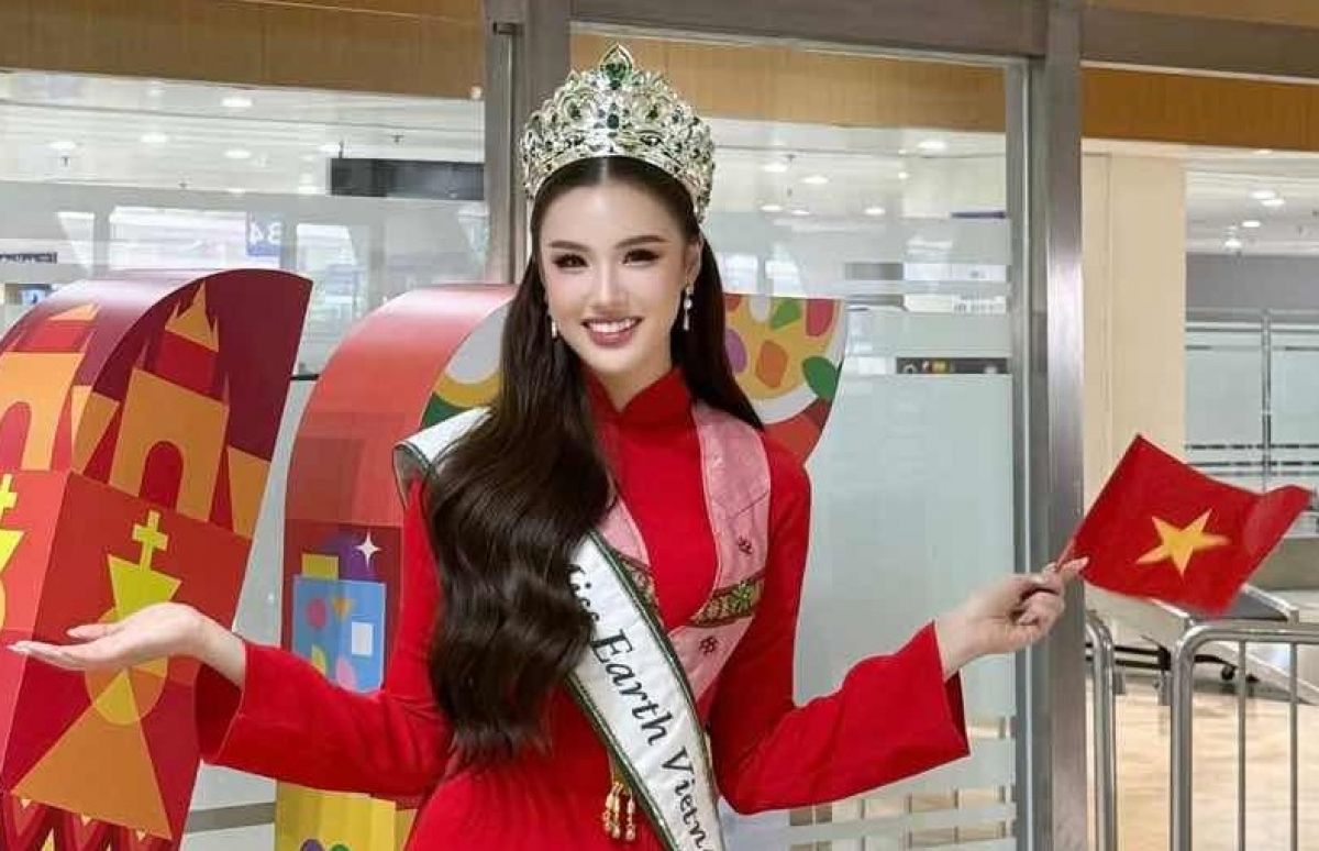 Trịnh Mỹ Anh ghi điểm nhờ sự th&acirc;n thiện v&agrave; năng lượng t&iacute;ch cực tại Miss Earth 2025