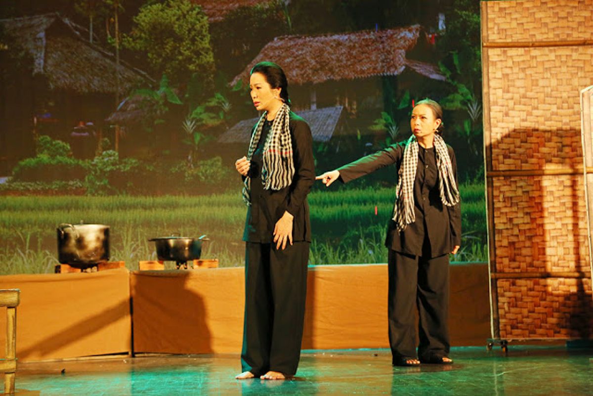 VỞ DIỄN 'RẶNG TRÂM BẦU,' TRINH KIM CHI, CÔNG DIỄN, NHÀ VĂN HÓA THANH NIÊN