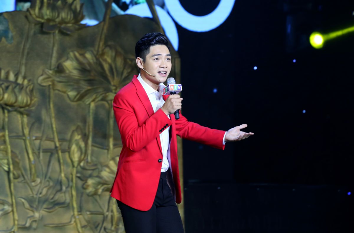 “Én hotboy” Nhật Trường đăng quang "Én Vàng 2019" sau khi “cháy” hết mình bằng sức trẻ