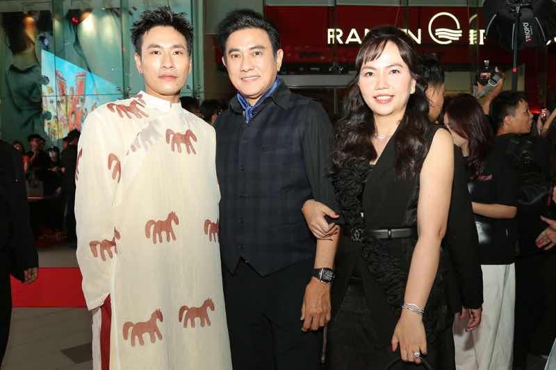 Vợ chồng Ho&agrave;ng Ph&uacute;c - Uy&ecirc;n Phương hội ngộ d&agrave;n sao tại sự kiện ra mắt phim B&aacute;u Vật Trời Cho