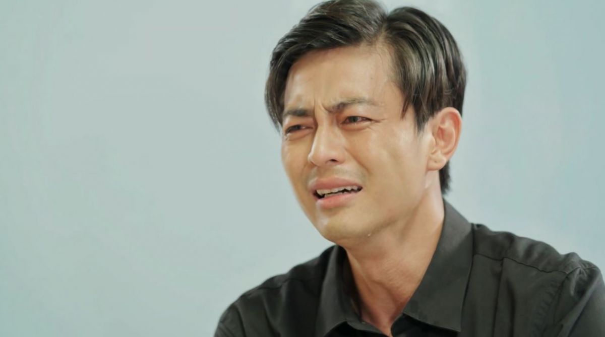 QUÁ TRÌNH HẮC HOÁ ĐẦY NGOẠN MỤC CỦA QUỐC HUY TRONG NGƯỜI THẦM LẶNG