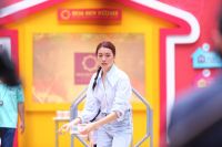 Hoàng Bách, Lệ Hằng nghẹn lòng trước câu nói của em nhỏ sớm mồ côi cha mẹ